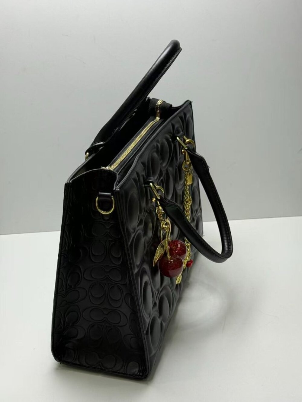 Coach Women's Black Bag - Picture 5 of 8